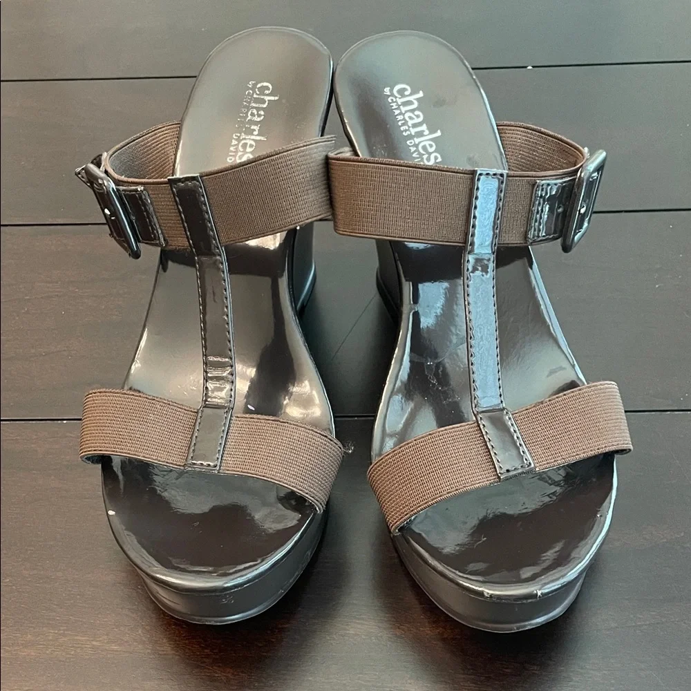 Charles By Charles David Brown Wedge Sandals - Picture 4 of 10